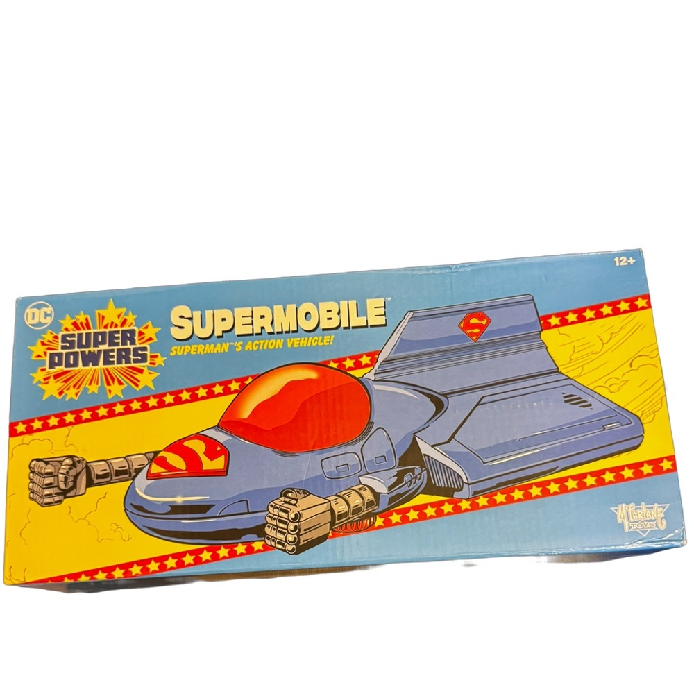 MCFARLANE TOYS DC SUPER POWERS SUPERMOBILE - BOXED AS NEW collectibles